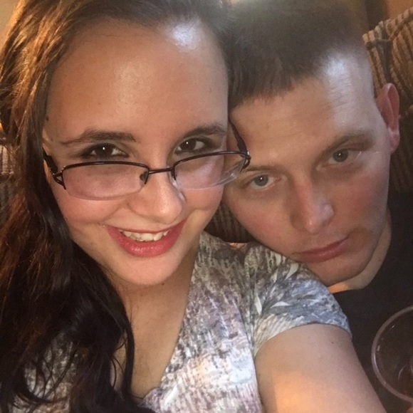 Meet your Posher, Nichole - Picture 1 of 1